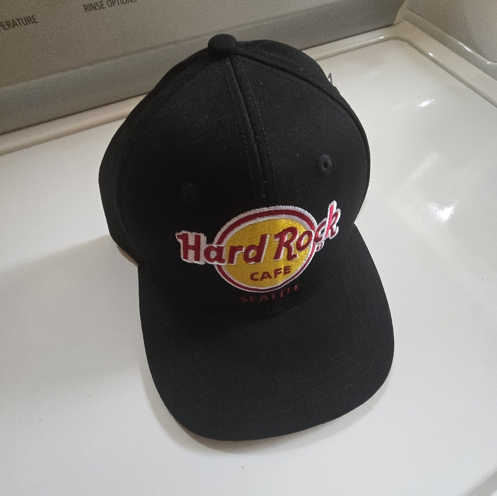 Hard Rock Cafe Seattle Adult Snapback *extremely rare*